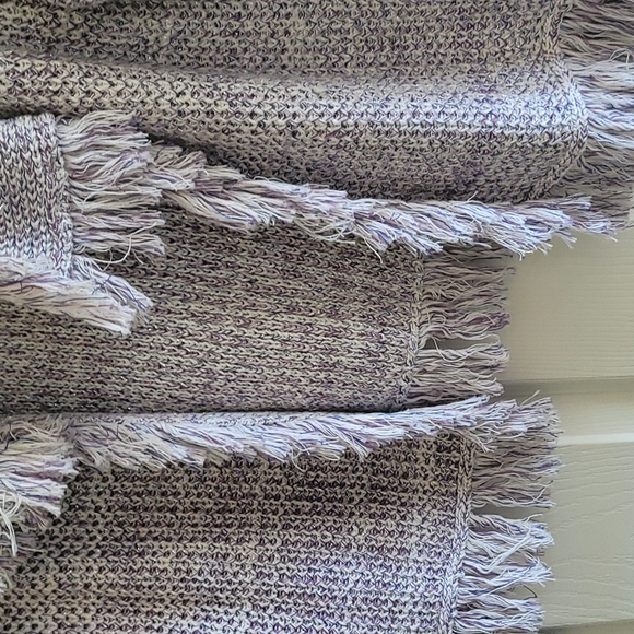 Lavender fringe cardigan with silver entwined - Picture 3 of 7
